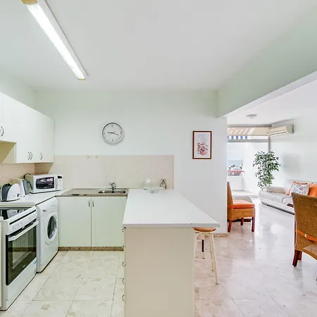 Family Friendly 2-bed On Seafront * Limassol