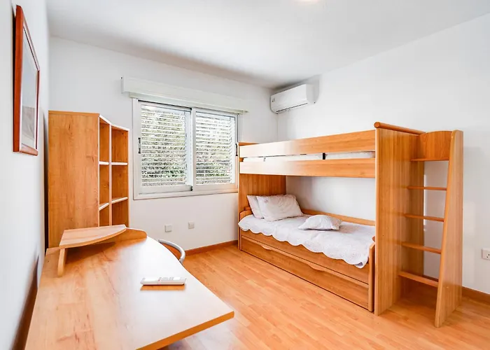 公寓 Family Friendly 2-bed On Seafront 利马索尔