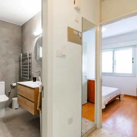 Family Friendly 2-bed On Seafront 아파트